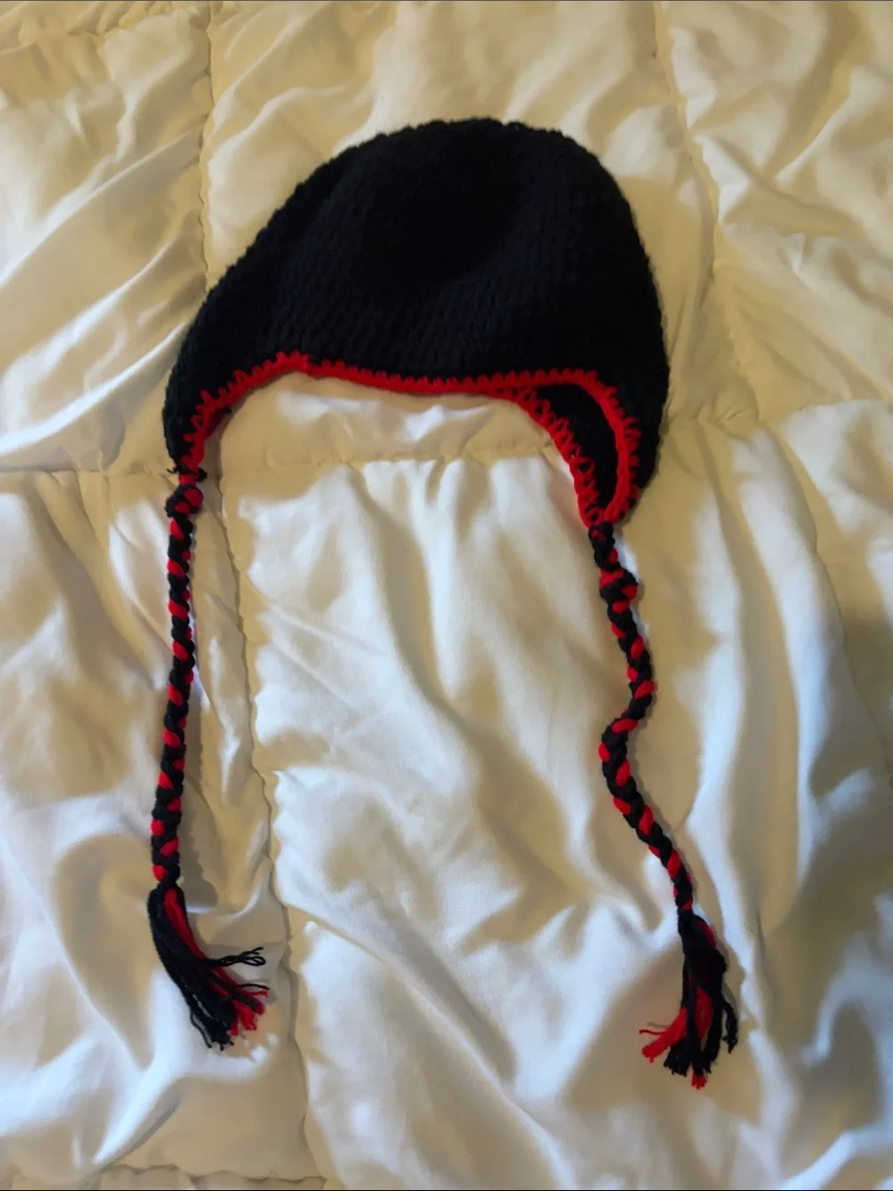 Kids Black & Red Spider Hat - Cozy Earflap Beanie
